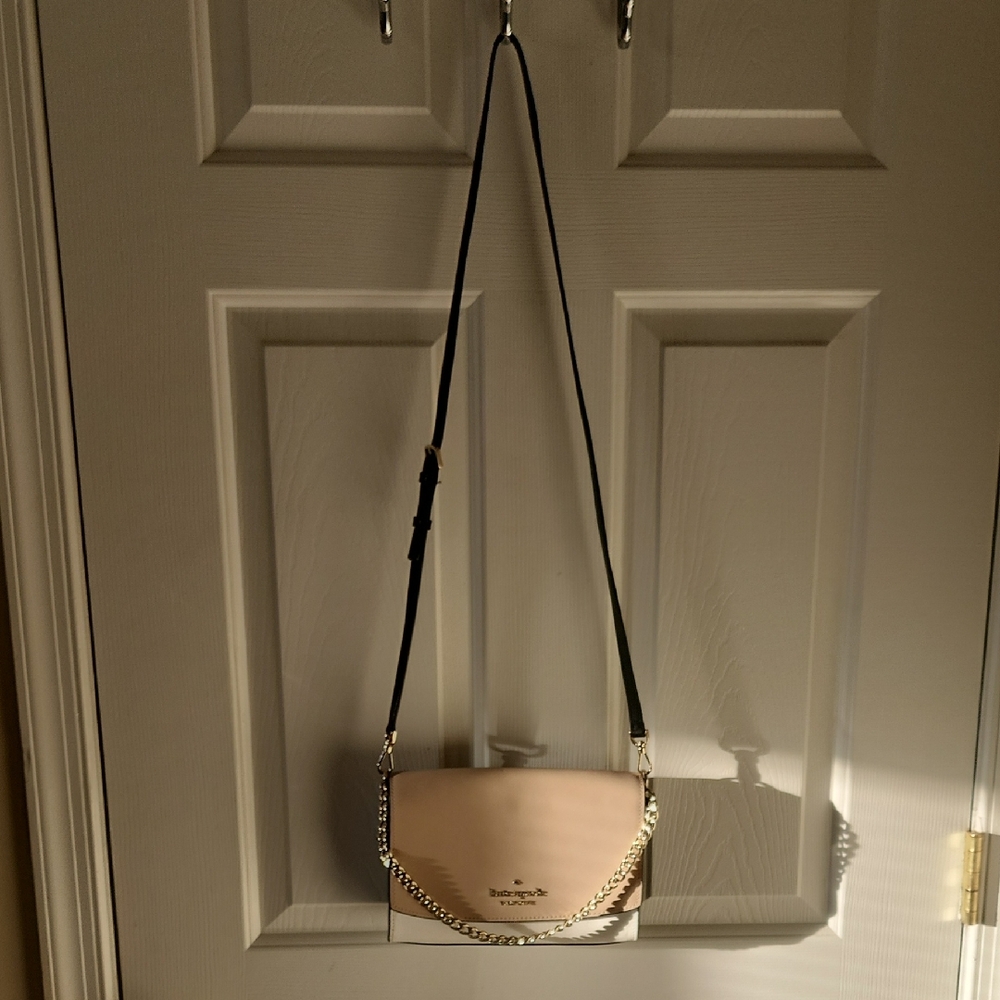 Kate Spade Carson Light Tan, White And Black Crossbody Bag with Chain Strap